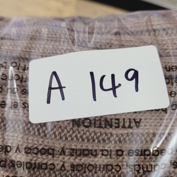 NEW Jessica Simpson Womens M Ribbed Knit Sweater  Medium// 26CT - Picture 7 of 7